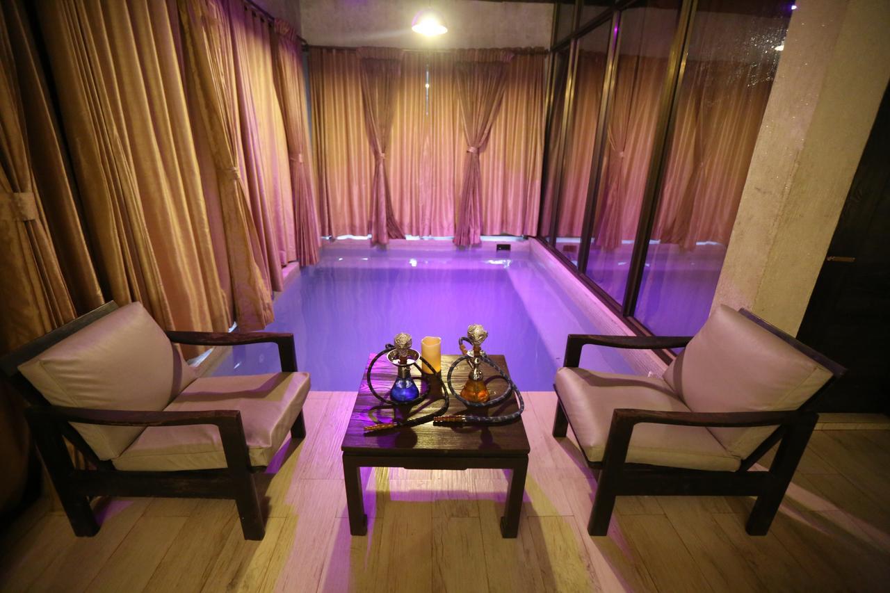 Kino Lakeside Chalet Hotel Lonavala Exterior photo