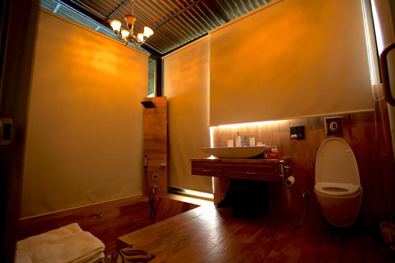 Kino Lakeside Chalet Hotel Lonavala Exterior photo